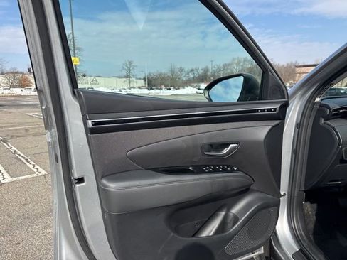 Used 2024 Hyundai Tucson Limited image 38