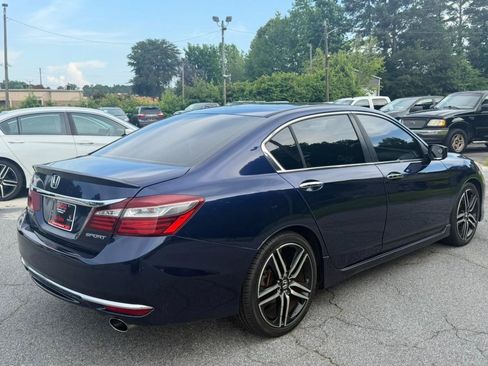 Used 2016 Honda Accord Sport image 7