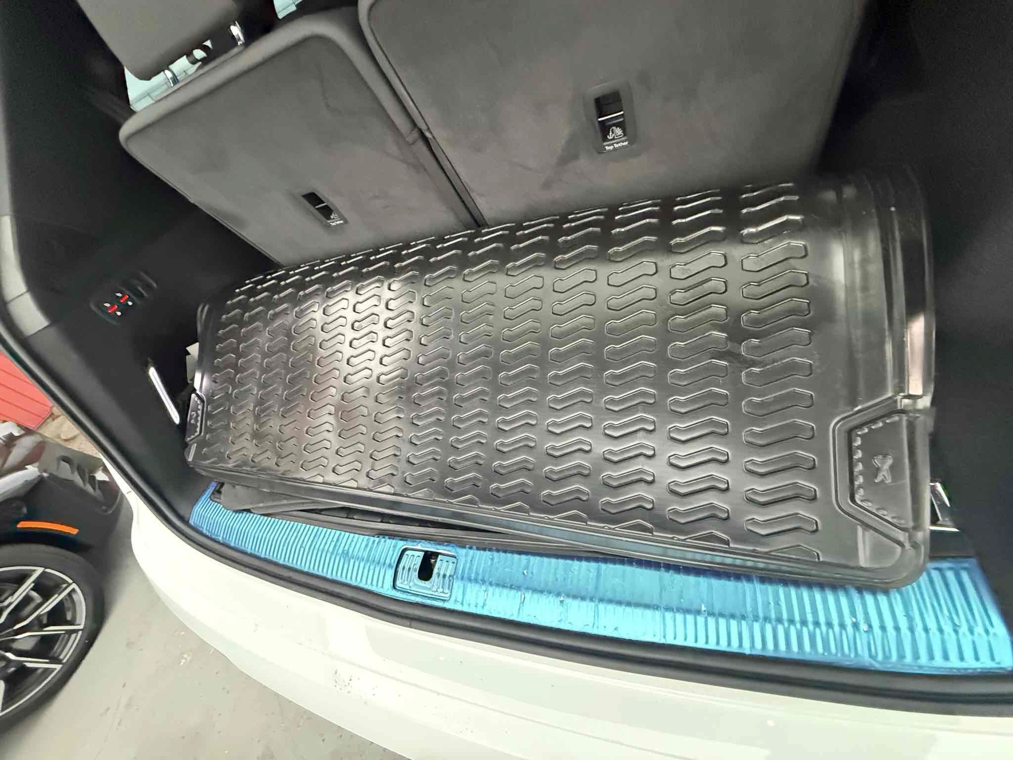 Used 2023 Audi Q7 3.0T Premium w/ Convenience Package AWD/4WD image 25