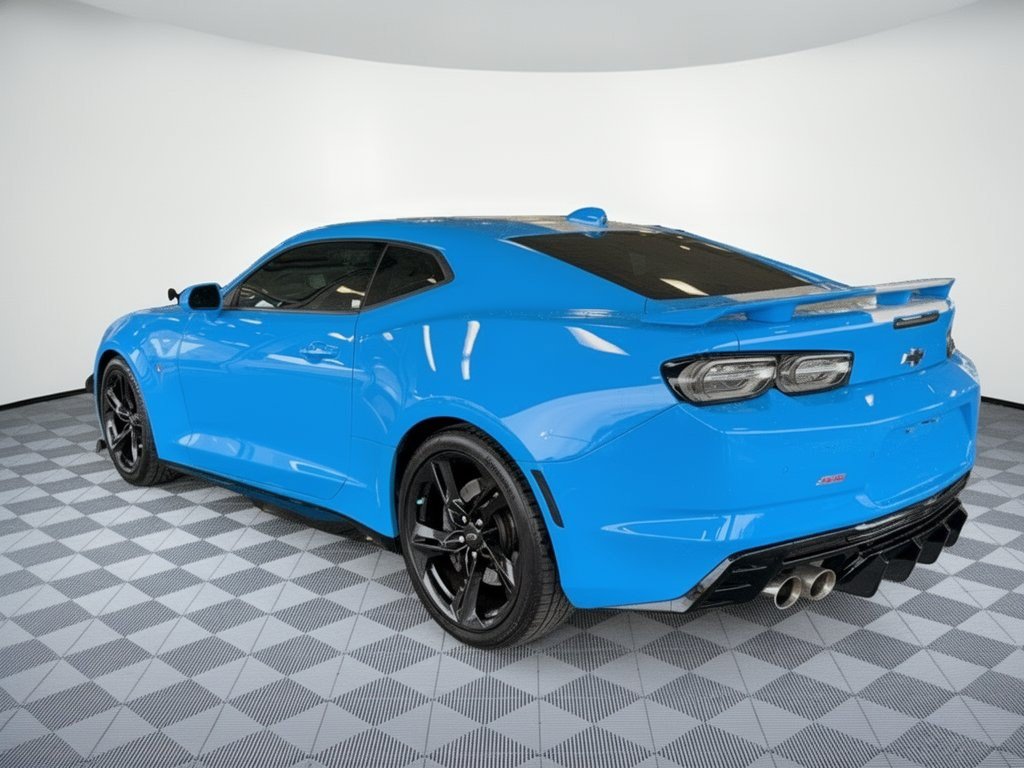 Used 2023 Chevrolet Camaro SS RWD image 3