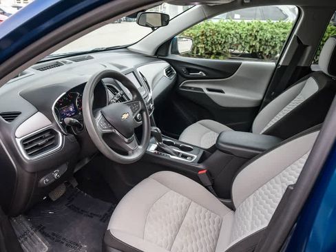 Used 2021 Chevrolet Equinox LT FWD image 16