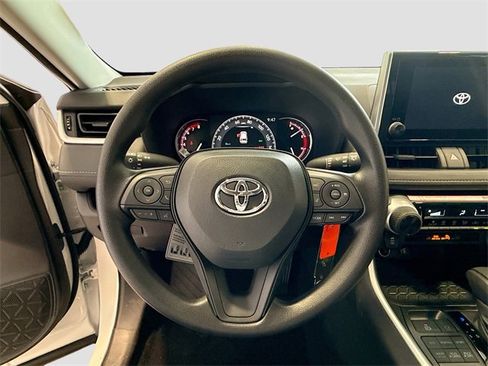 New 2025 Toyota RAV4 LE image 9
