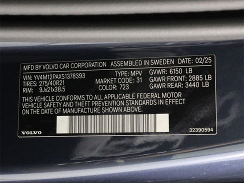 Certified 2025 Volvo XC90 B5 Core image 16