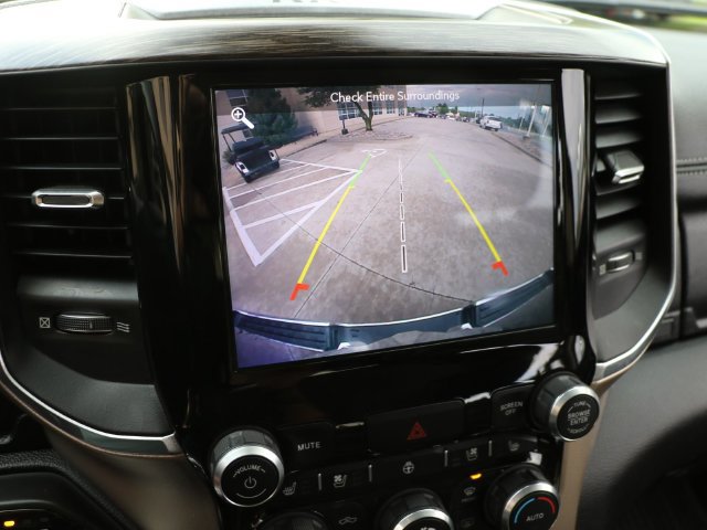 Used 2019 RAM 1500 Laramie AWD/4WD image 25
