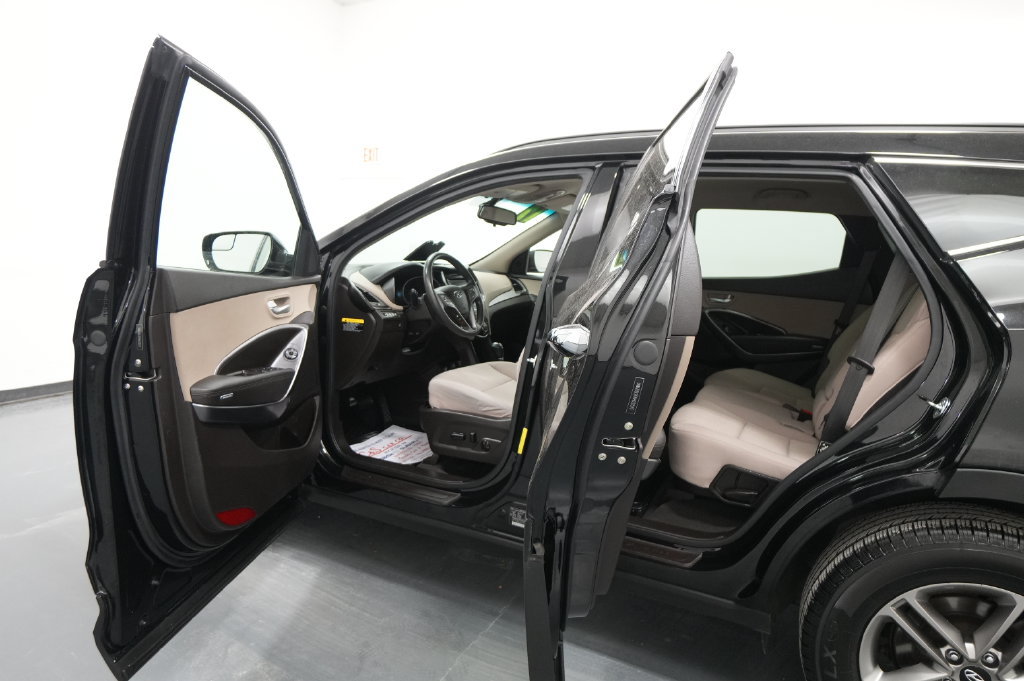 Used 2017 Hyundai Santa Fe Sport AWD/4WD image 18