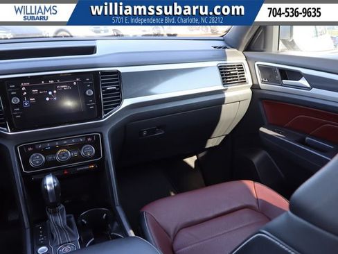 Used 2021 Volkswagen Atlas Cross Sport SEL Premium AWD/4WD image 15