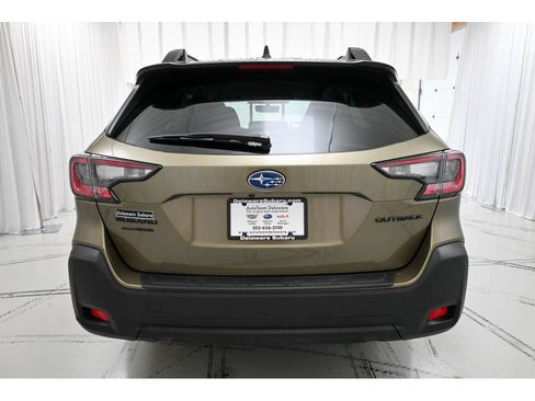 Used 2023 Subaru Outback Onyx Edition image 6