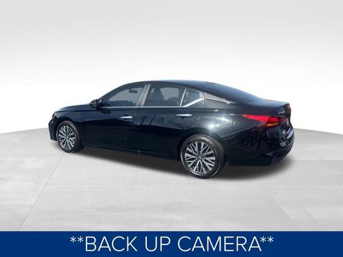 Used 2025 Nissan Altima 2.5 SV image 6