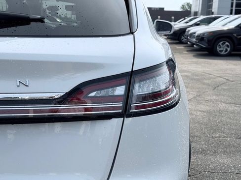 Certified 2023 Lincoln Nautilus Reserve AWD/4WD image 8