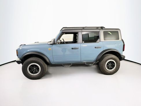 Used 2022 Ford Bronco Badlands w/ Sasquatch Package AWD/4WD image 8