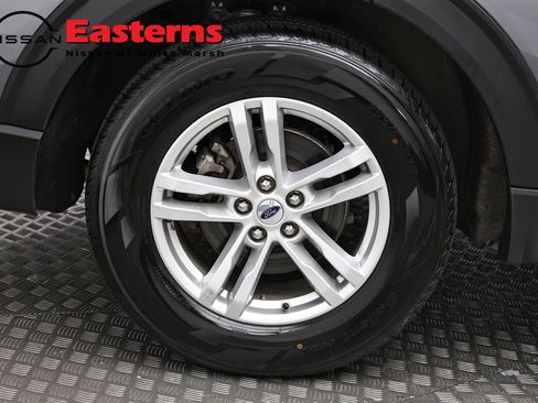 Used 2023 Ford Explorer XLT w/ Equipment Group 202A image 30