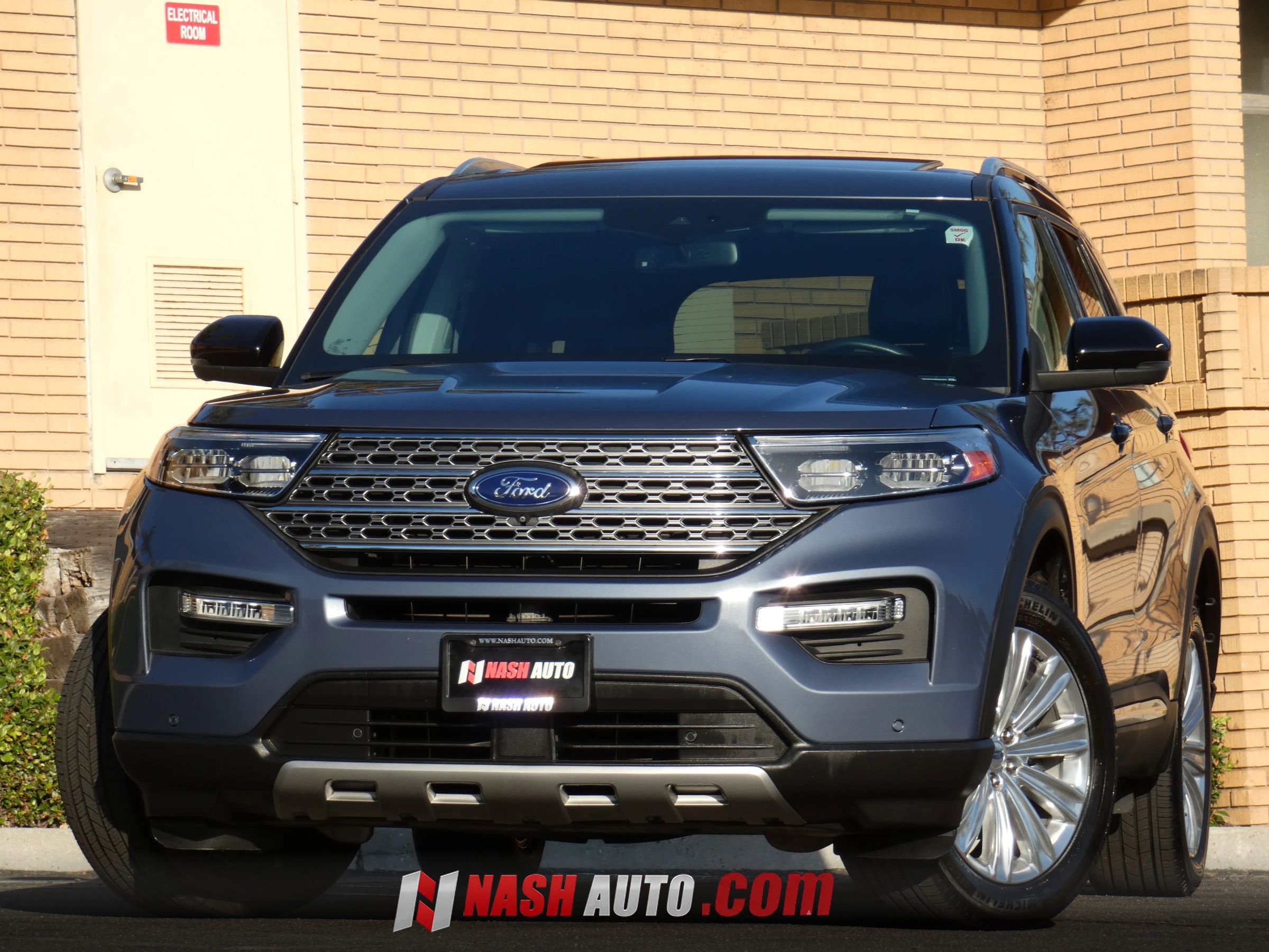 Used 2021 Ford Explorer Limited AWD/4WD image 4