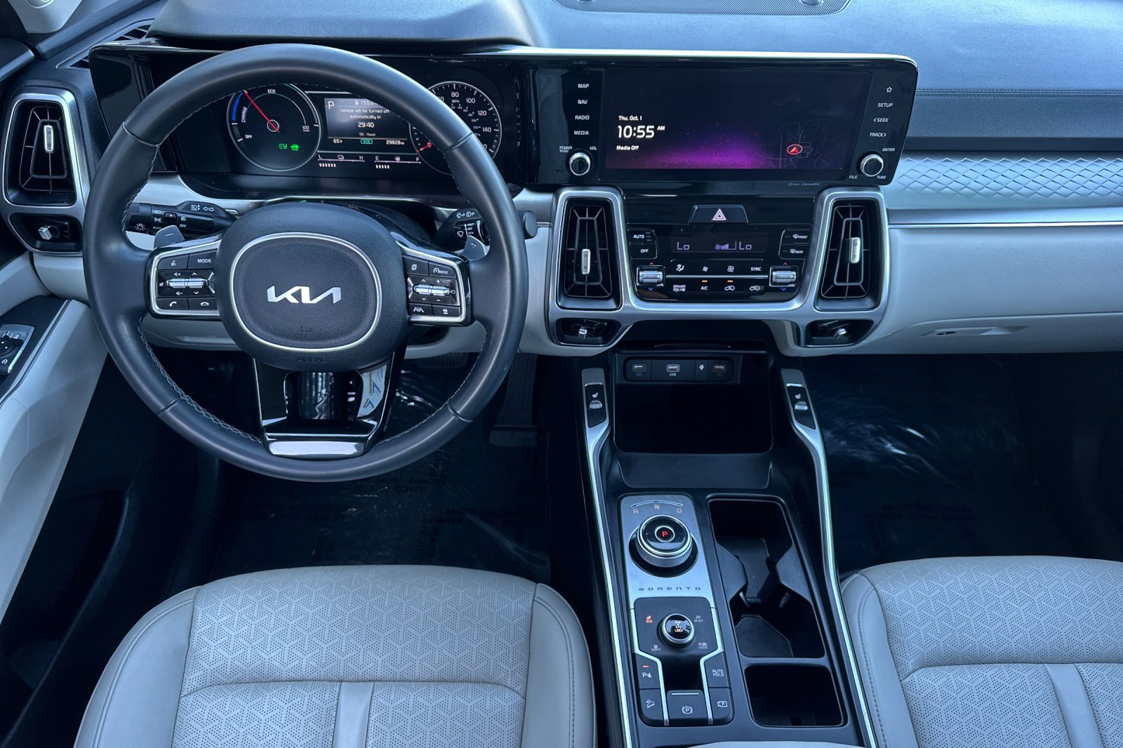 Certified 2023 Kia Sorento EX AWD/4WD image 15