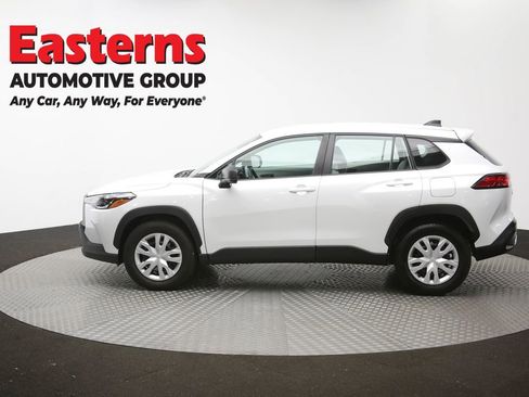 Used 2024 Toyota Corolla Cross L image 59