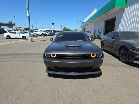 Used 2022 Dodge Challenger GT RWD image 2