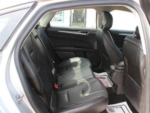 Used 2014 Ford Fusion Titanium FWD image 11