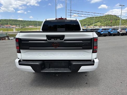 Used 2025 Nissan Frontier PRO-4X w/ Pro Premium Package AWD/4WD image 5