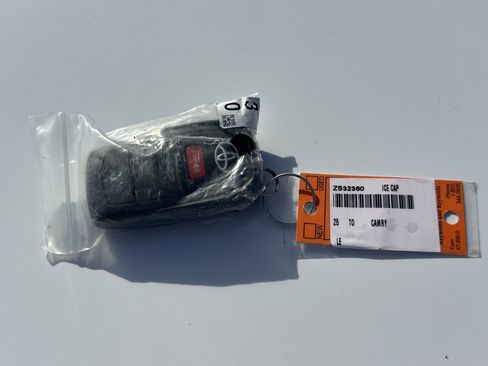 Certified 2025 Toyota Camry LE image 35