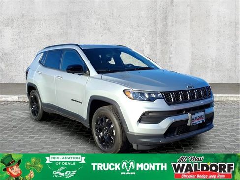 New 2025 Jeep Compass Latitude w/ Convenience Group image 1