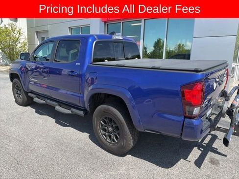 Used 2022 Toyota Tacoma SR5 w/ Technology Package AWD/4WD image 16