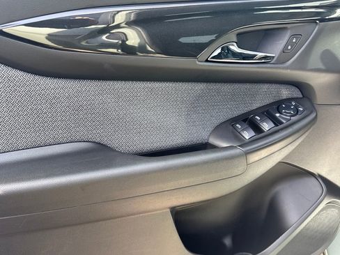 Used 2025 Chevrolet TrailBlazer LT image 9