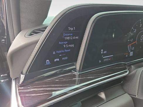 Used 2023 Cadillac Escalade V AWD/4WD image 19