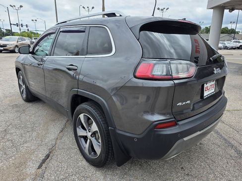 Used 2019 Jeep Cherokee Limited w/ Luxury Group AWD/4WD image 7