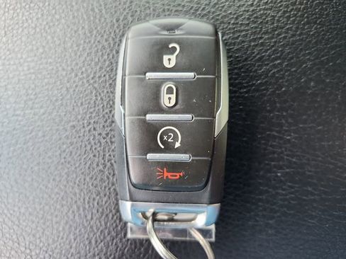 Used 2019 RAM 1500 Big Horn image 33