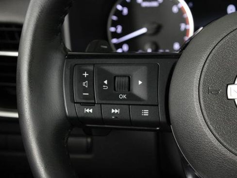 Certified 2022 Nissan Rogue SV w/ SV Premium Package FWD image 29