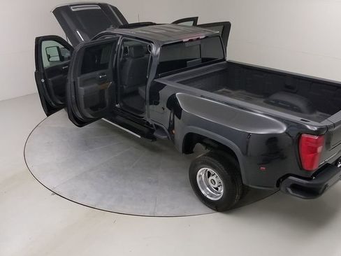 Used 2022 Chevrolet Silverado 3500 High Country image 56