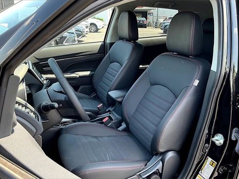 New 2025 Mitsubishi Outlander Sport SE image 19