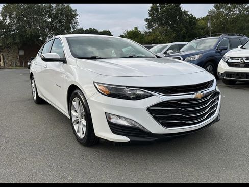 Used 2020 Chevrolet Malibu LT image 1