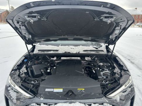 Certified 2025 Audi Q5 Premium Plus w/ Premium Plus image 33