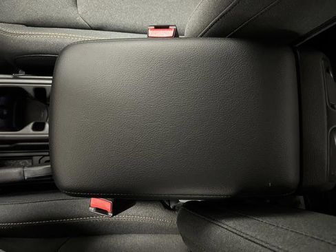 New 2026 Jeep Gladiator Sport image 19