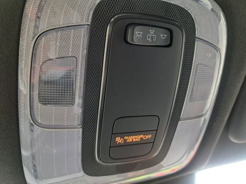 Used 2025 Hyundai Elantra Sport image 17