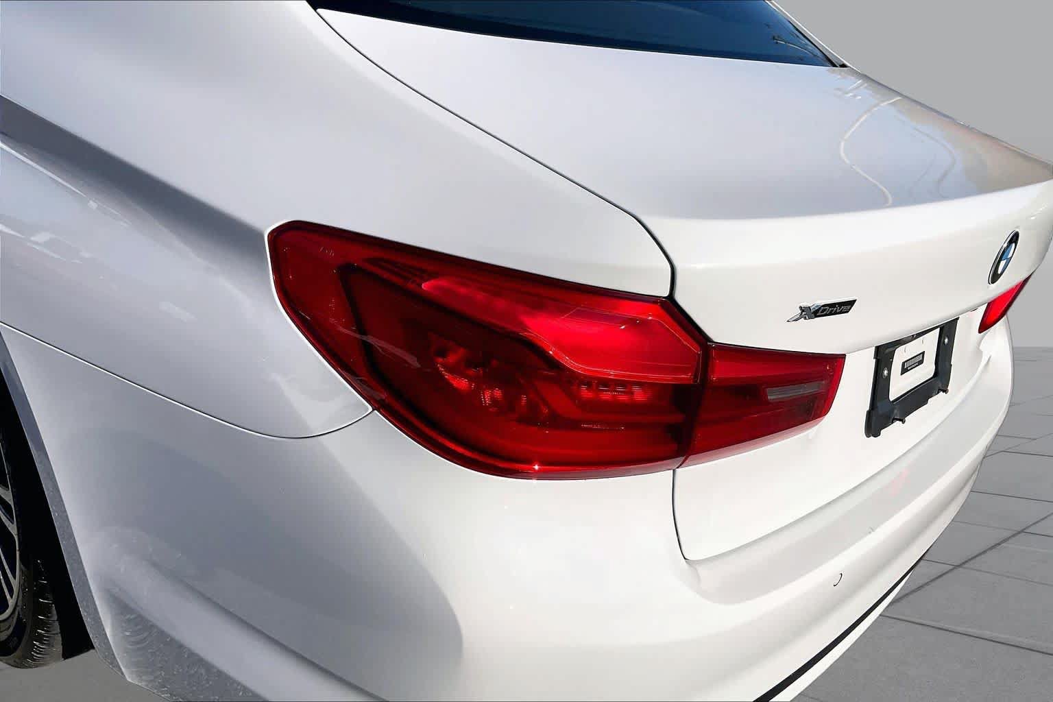 Used 2020 BMW 530i xDrive w/ Premium Package AWD/4WD image 27