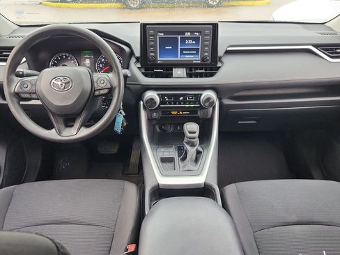 Used 2021 Toyota RAV4 LE image 14