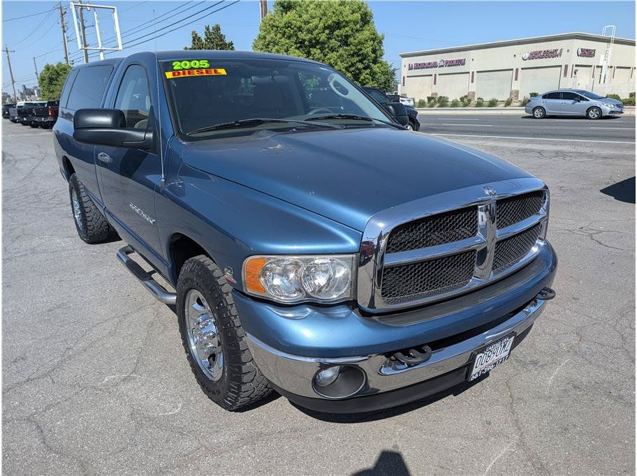 Used 2005 Dodge Ram 2500 Truck SLT w/ Trailer Tow Group RWD image 2