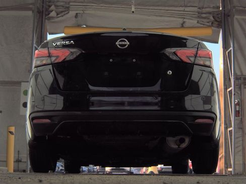 Used 2023 Nissan Versa S w/ Trunk Package FWD image 3
