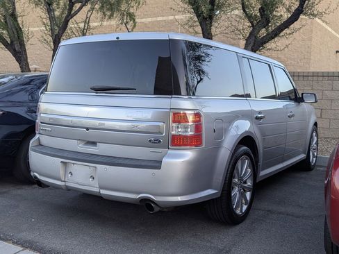 Used 2018 Ford Flex Limited w/ Equipment Group 303A AWD/4WD image 4
