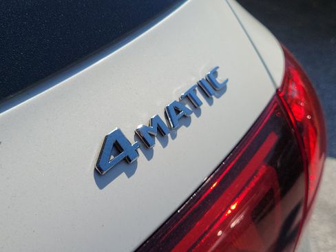 Used 2022 Mercedes-Benz GLE 350 4MATIC image 8