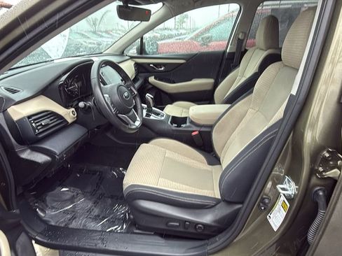 Certified 2024 Subaru Outback Premium AWD/4WD image 17