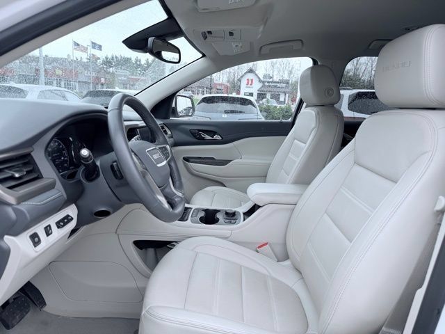 Used 2023 GMC Acadia Denali AWD/4WD image 18