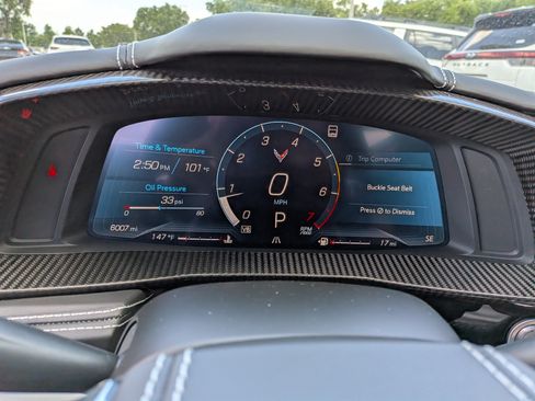 Used 2022 Chevrolet Corvette Stingray Premium Cpe w/ Engine Appearance Package RWD image 25