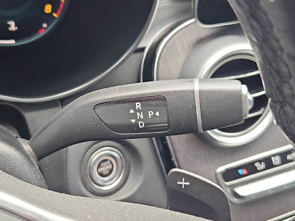 Used 2021 Mercedes-Benz GLC 300 4MATIC image 27
