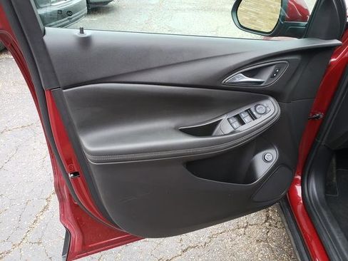 Used 2025 Buick Encore GX Preferred image 13