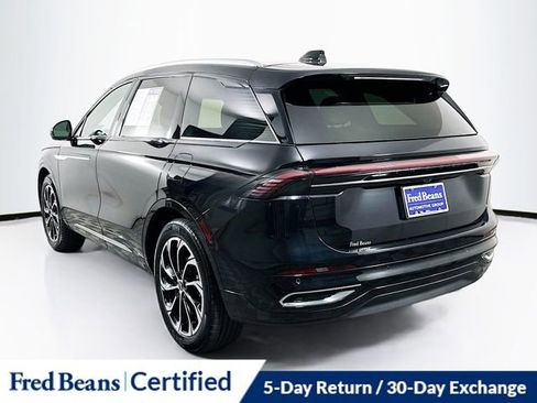Used 2024 Lincoln Nautilus Reserve w/ Equipment Group 202A AWD/4WD image 6