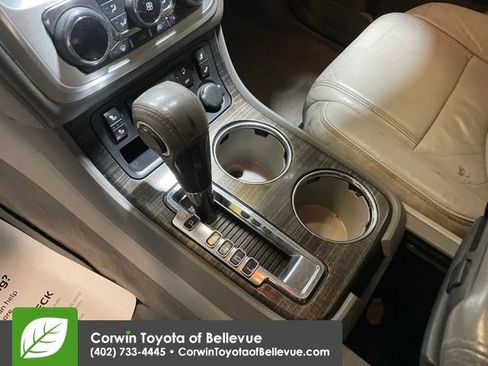 Used 2013 GMC Acadia SLT image 23