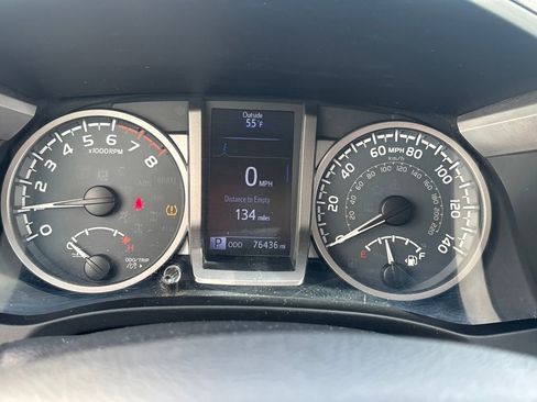 Used 2017 Toyota Tacoma SR5 image 20