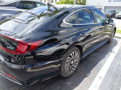 Used 2023 Hyundai Sonata Limited FWD image 3